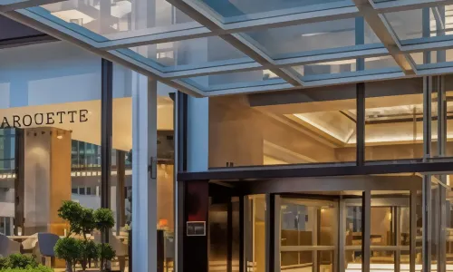 The Marquette Hotel, Curio Collection by Hilton