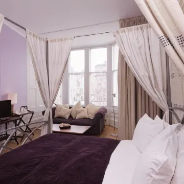 Southside Guest House Отели рядом с достопримечательностью «Концертный зал Queen's Hall»