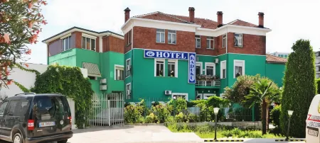 Hotel Kaduku Отели в г. Shkodra