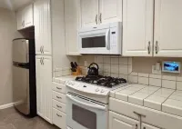 Giddy Up Getaway Hotels in Oakdale