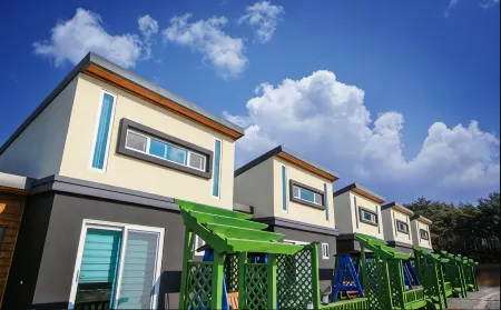 Sancheong Jirisanae Pension