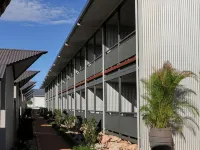Spinifex Hotel Hotel di Derby
