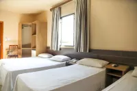Hotel Villa Canoas - parkir