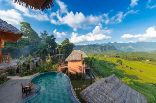 Hanasa Pu Luong Resort Hotels in 