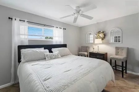 Venice Island Gem: 2-bedroom apartment in Venice