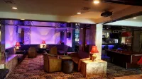 Ramada by Wyndham Colombo - 5 ดาว