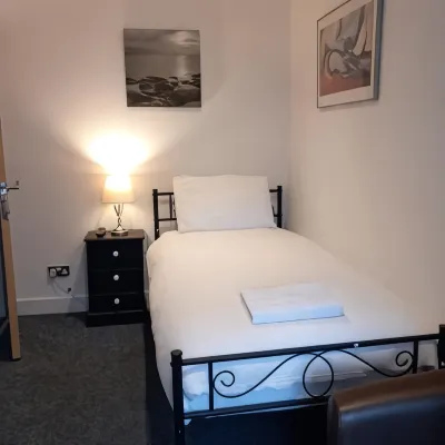 Number Five Các khách sạn gần Trường đua ngựa Brighton
