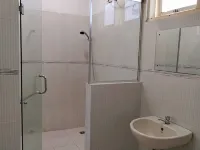 Sapadia Villa Balige Hotels in Balige