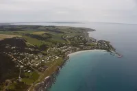 Peace, serenity & sea views - dolphins, wallabies & coastal walks
