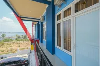 Grand Kencana Guesthouse Syariah Near Wisata Bahari Lamongan - parking