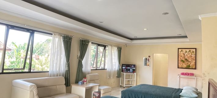 Cemara Tujuh Homestay & Resto Hotéis em Wonosobo