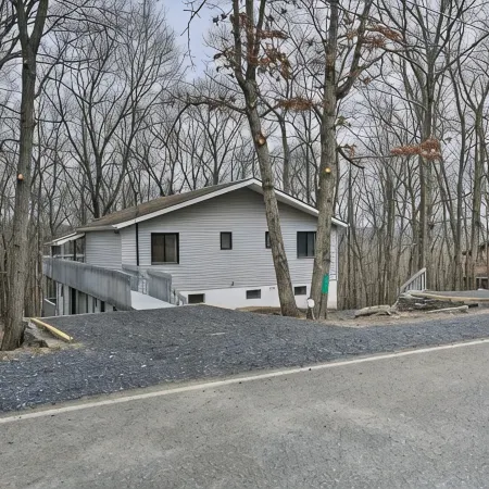 Poconos Chatham Continental - Hot Tub & Fire Pit