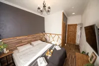 Lemon Loft Hotel - parking