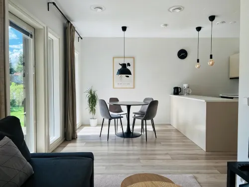 Modern 3BR House with Sauna & Parking -  Apartamentos vacacionales