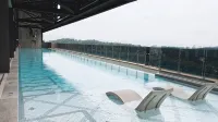 Mossaz Empire Studio Pool WiFi Near IKEA and The Curve - Infinity Pools