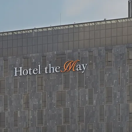 Hotel the May Отели рядом с достопримечательностью «Гробница Сарын»