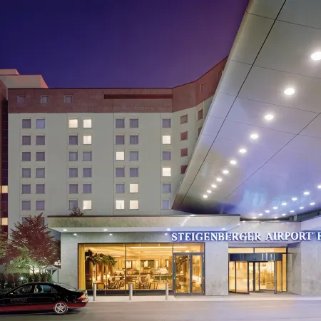Steigenberger Airport Hotel Frankfurt Отели рядом с достопримечательностью «Хехст»