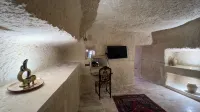 Junior Ottoman Cave