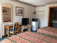 Deluxe Inn - Motels