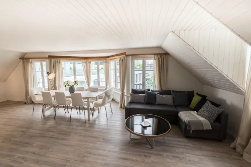 Löwenplatz Apartment Near Station by Airhome - navetta aeroportuale