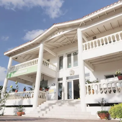 Hosteria Mar y Sol Hotels near San Luis