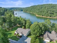 Lakefront Home on Smith Lake w/ Easy Water Access & Tritoon/Sea Doo Rental!