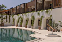 Avantgarde Refined Yalıkavak - piscina