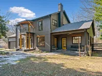Historic 6 Bedroom Luxury Home Walking Distance to Downtown Jasper! Hotele w: Jasper