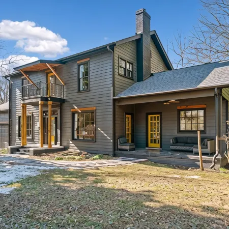 Historic 6 Bedroom Luxury Home Walking Distance to Downtown Jasper!