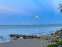 Pantai Indah (Beautiful Beach) Villa, Hervey Bay - 3-Star