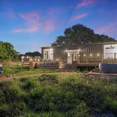Secluded Soulcation • 6 Acres + Private Hot Tub under the Stars
