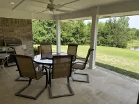 Minutes from Marina Del Rey and Boat Ramps at Soldier Creek on Lake Texoma. - 4-Star