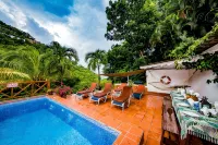 Polaris ATV buggy included in rental! Magnificent Sea views & Beach 2 mins away - Villas