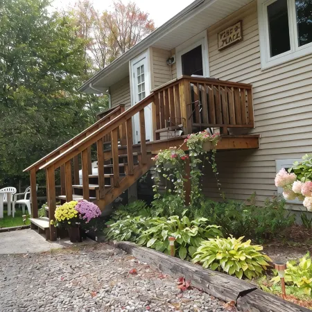 Beautiful Apartment In Town In Quiet Neighborhood