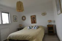 New house with small sea view close to the beach - Homestays
