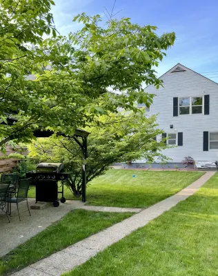 Downtown Sandpoint Home with Bikes, BBQ + Yard
