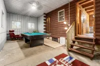 Peaceful 2-Bedroom Cabin near Lake Hope State Park in the Hocking Hills Region - 4 stjerner