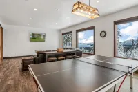 The Panoramic Peak: Luxury Lodge at the Idaho Club - balcony