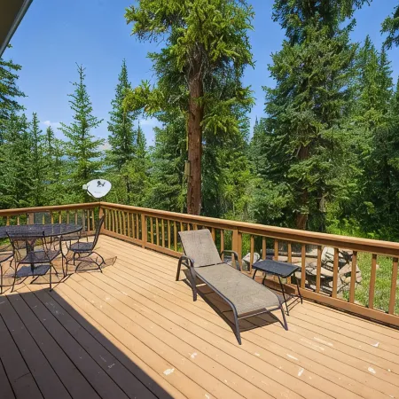 Spruce Chalet