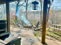 Hidden Gem in the woods with hot tub - 샬레 호텔