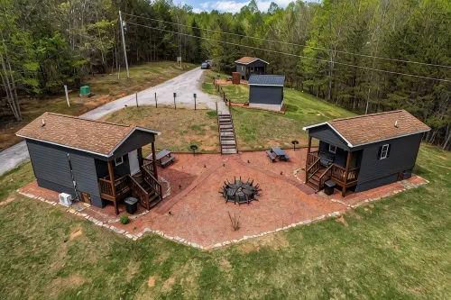 Cabin 3, the delightful Joy cabin in the heart of Moravian Falls, NC - Homestays