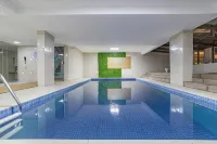 Hotel Village Premium Campina Grande - Pool