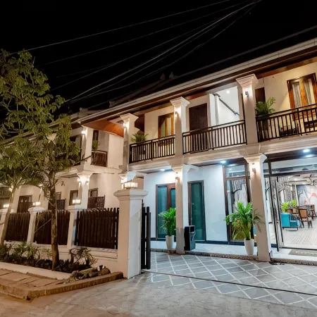 Cozy An Boutique Luangprabang Hotel Отели рядом с достопримечательностью «Маунт Поу Си»