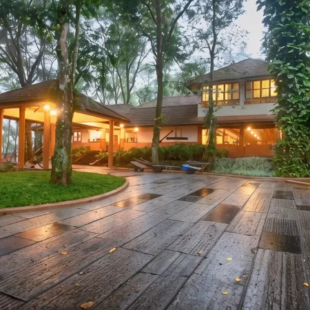 Greenwoods Thekkady - A Five Star Classified Resort