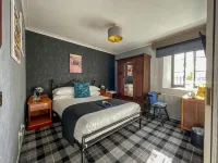 The Old Mill Inn فنادق في فوريس