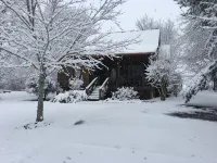 Spacious Choestoe Village Cabin, Mountains of Northeast GALicense # 014514