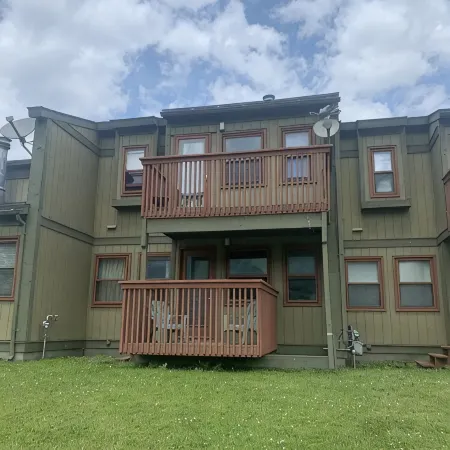 Newly Renovated Family Ski Condo Across the Street from Greek Peak