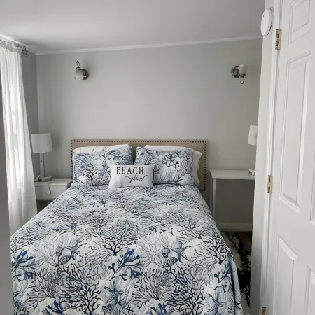 Relaxing Water view Onset Beach 3 bedrooms walking distance to everything