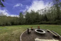 Discover Your Serenity: A Hidden Gem Awaits at our Serene Cottage In The Woods - 2-Sterne