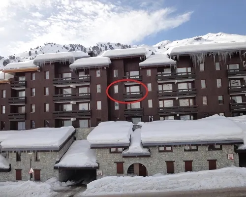 SKIS ON FOOTS-WIFI- GARAGE (optional) -NICE VIEW-2 ROOMS 鄰近阿爾緹港的酒店